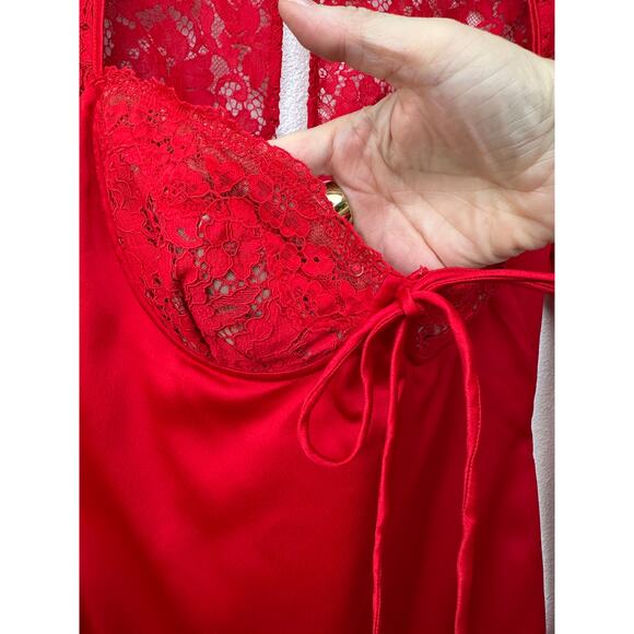 NWT House of CB Jennica Red Lace Sleeve Bustier Satin Mini Dress M - Picture 5 of 15